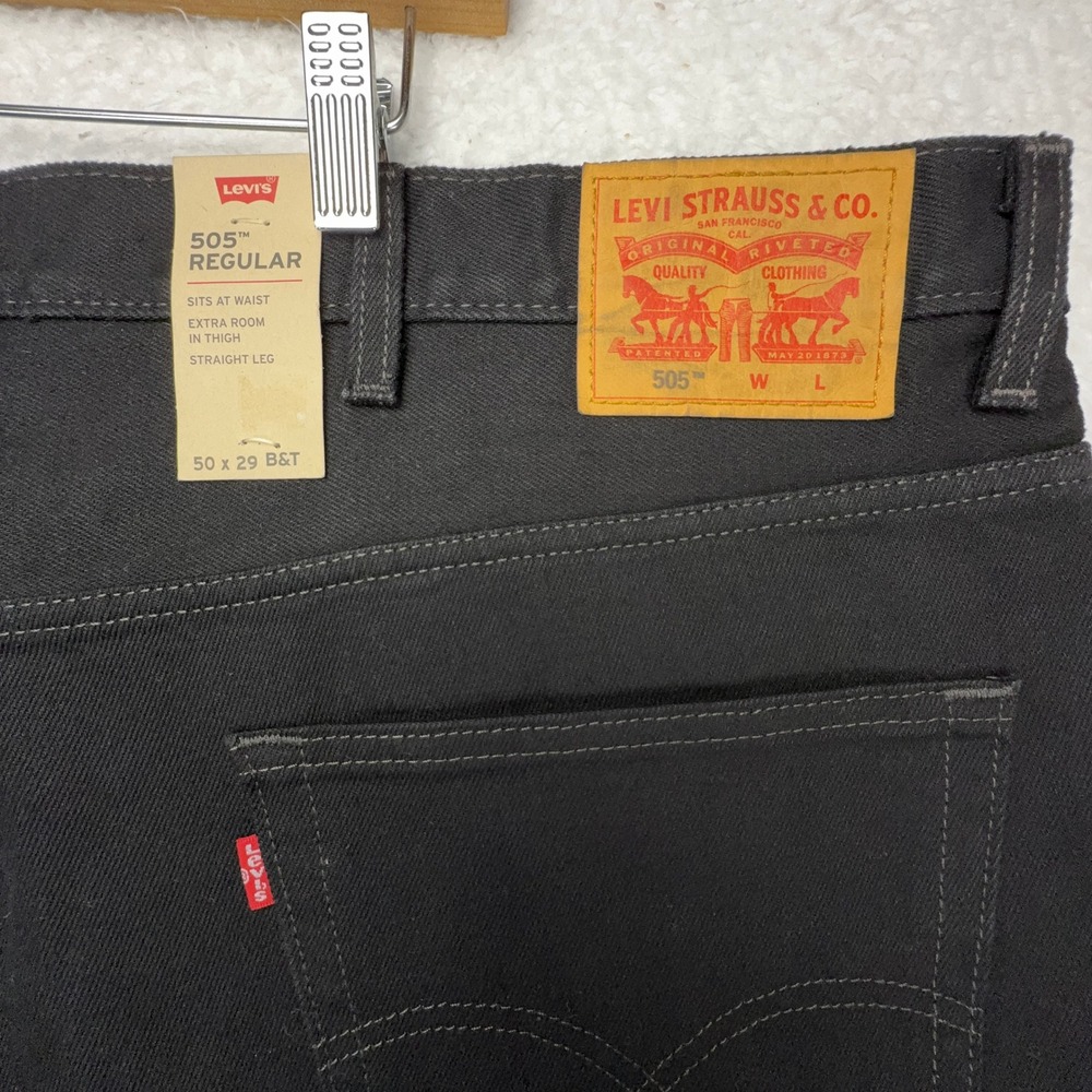 Levis 505 Regular Straight Leg Jeans Mens 50x29 Black Denim 04505-0260 NWT